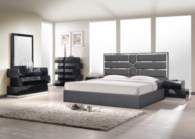 Da Vinci Bedroom Charcoal - J&M w/Optional Milan Black Casegoods