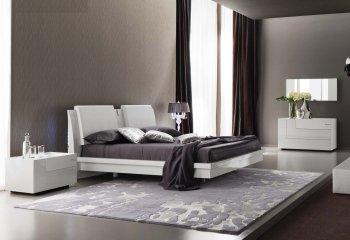 Diamond White Bedroom by Rossetto w/Optional Casegoods [Rossetto-Diamond White]