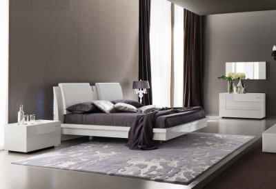 Diamond White Bedroom by Rossetto w/Optional Casegoods