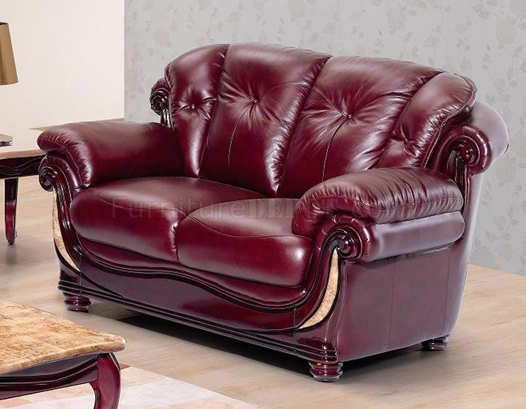 Gist Living Room Couch Burgandy And Black