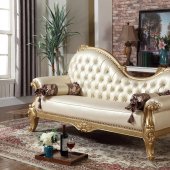 Bennito Chaise 676 in Pearl Bonded Leather by Meridian