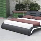 Black & White Leatherette Modern Bed w/Optional Nightstands