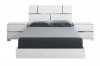 Pisa Bed in High Gloss White Lacquer by Casabianca