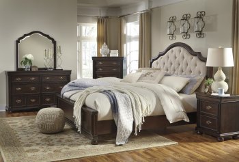 Moluxy 4Pc Bedroom Set B596 in Cherry Finish by Ashley Furniture [SFASBS-Moluxy-B596]