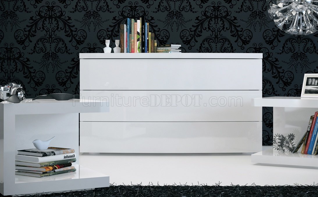 Md317 Dr Laq Ludlow Dresser By Modloft In White Lacquer