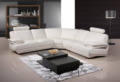 8380 Sectional Sofa in White Bonded Leather by American Eagle