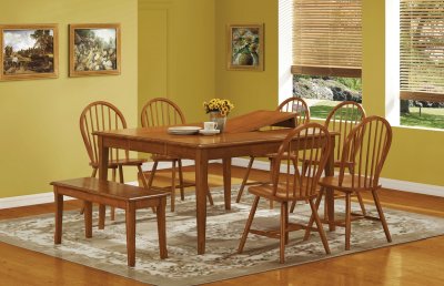 Casual Oak Finish Country Style Dinette w/Chamfered Accents